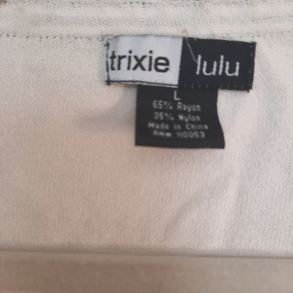 Cardigan - Picture 2 of 5